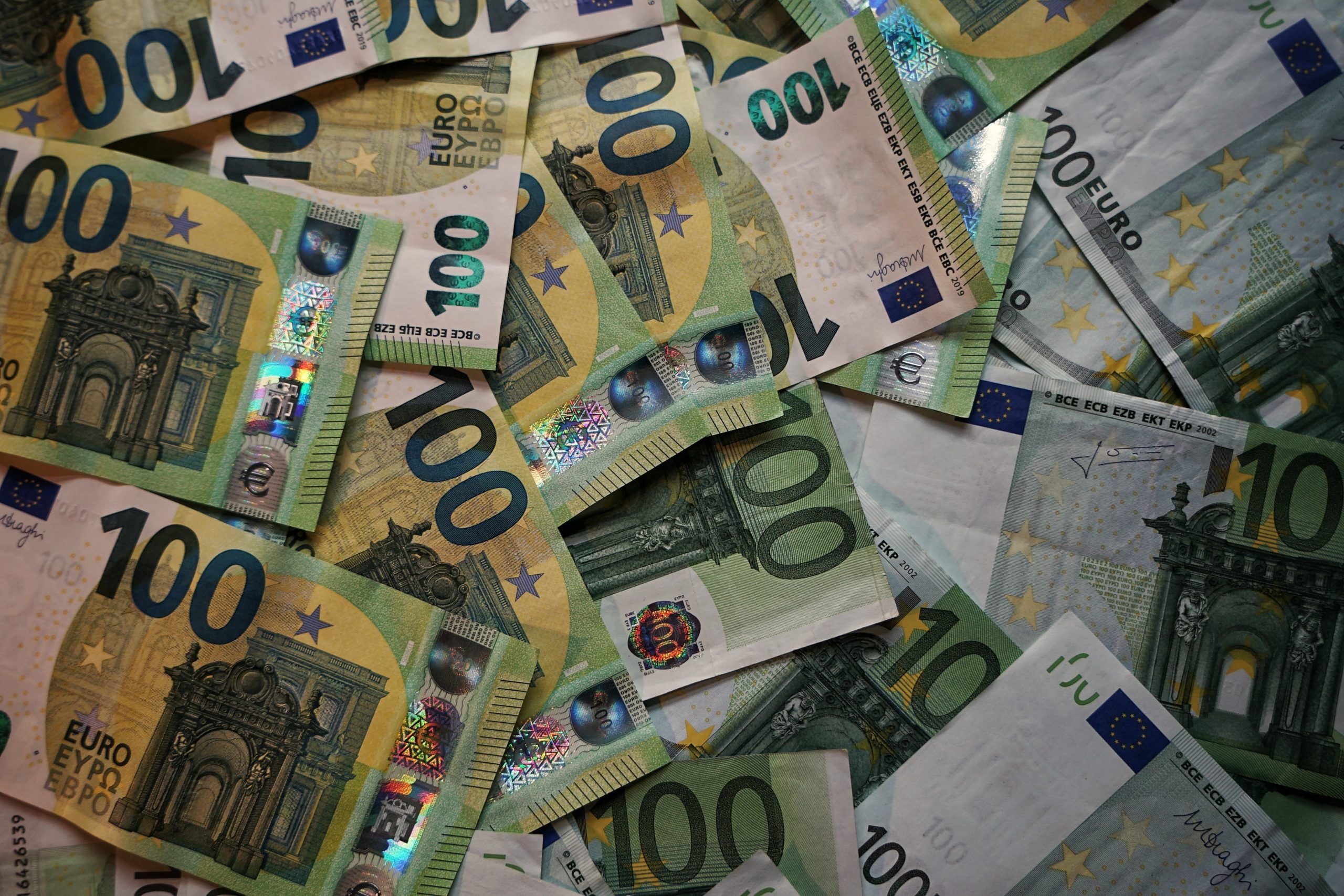 Five Arrested in €1.5 million EU Corruption Probe