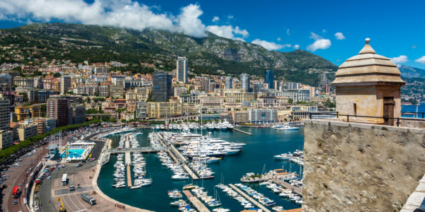 Une enquête révèle que 60 % des sociétés immobilières de la Côte d’Azur ignorent les sanctions contre la Russie.