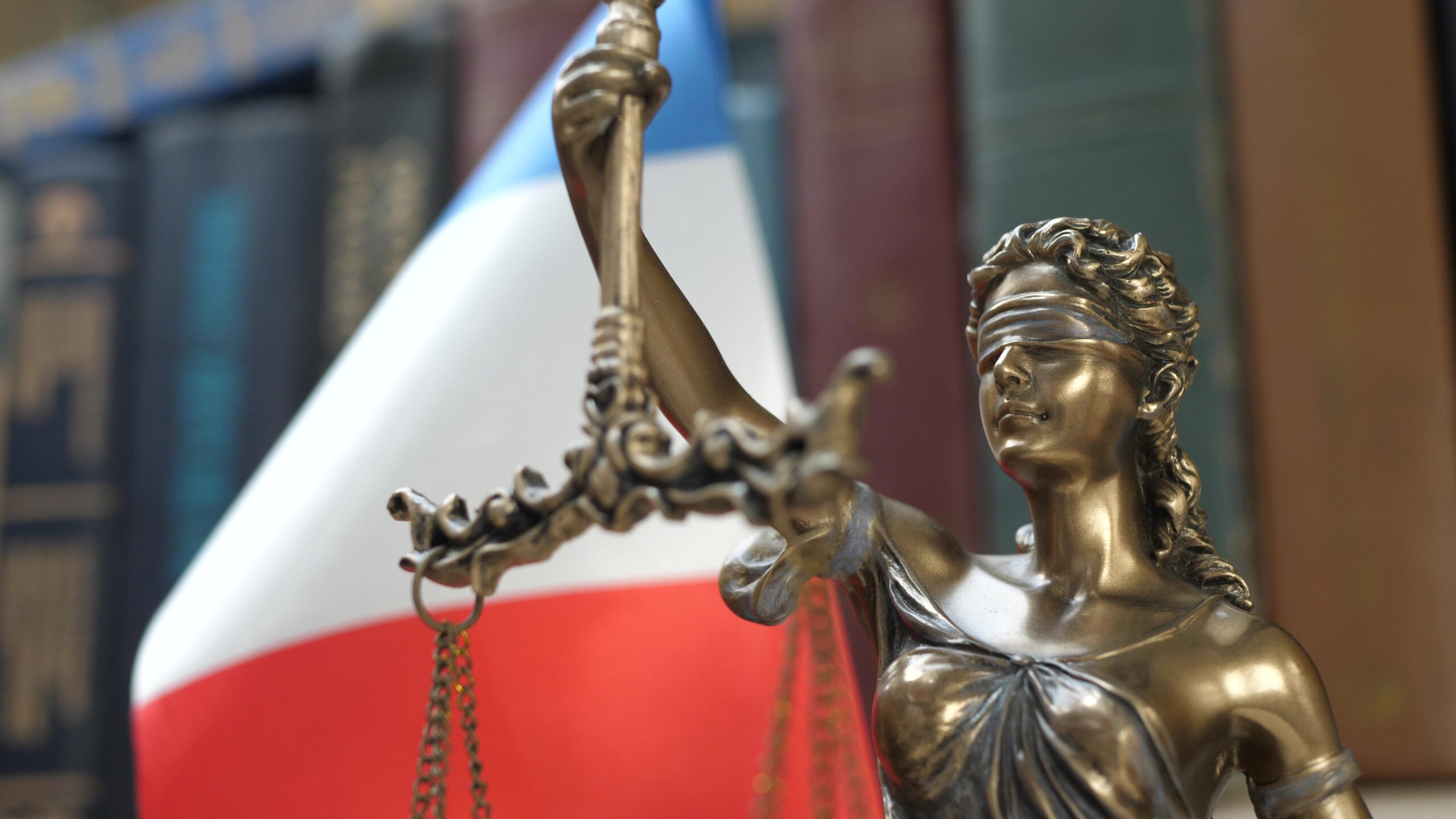 Modifications législatives françaises en matière de lutte contre le blanchiment d’argent : mises à jour de la loi sur la transparence et son impact sur la définition de la PPE